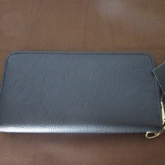 Beverly Hills Polo Club Zip Around Wallet (Black) - NWT - Picture 2 of 5